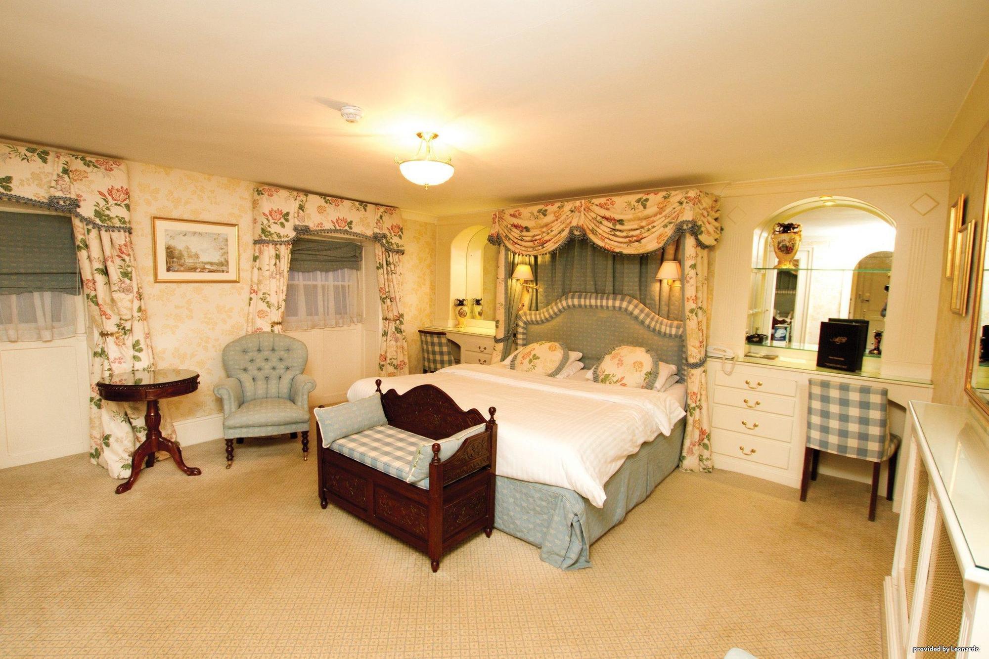 Angel And Royal Hotel Grantham Habitación foto